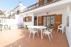 Global Properties, Adosado en la playa de Canet d'en Berenguer, Canet D'en Berenguer